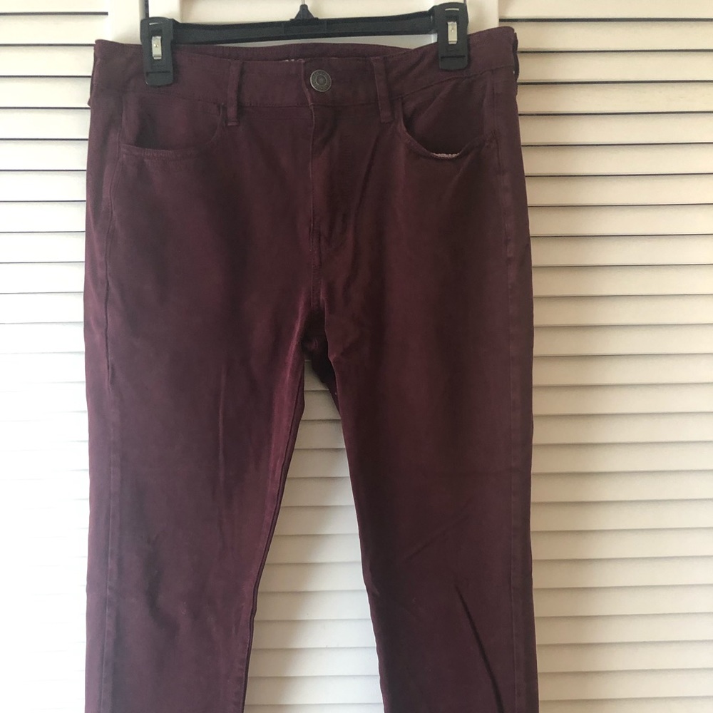 AE high rise maroon jeggings